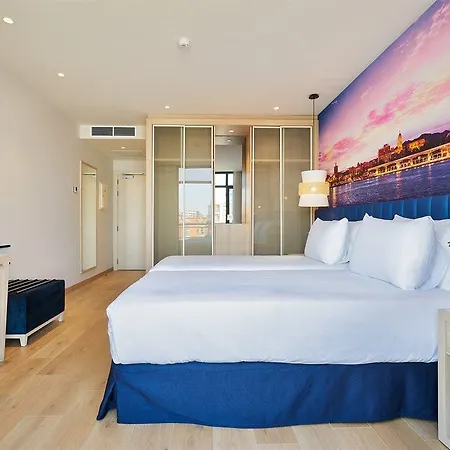 Eurostars Astoria Ξενοδοχείο 3*