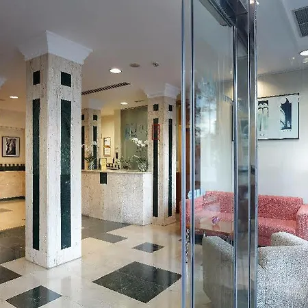 Eurostars Astoria Ξενοδοχείο 3*